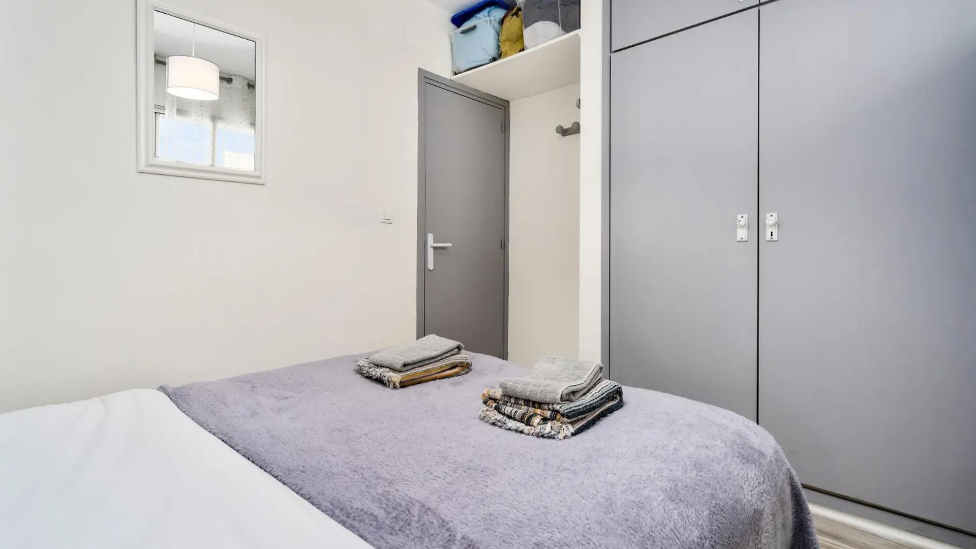 אמפוריבראבה Welcs Apartamento 219 Emp Frente Al Canal 0*,